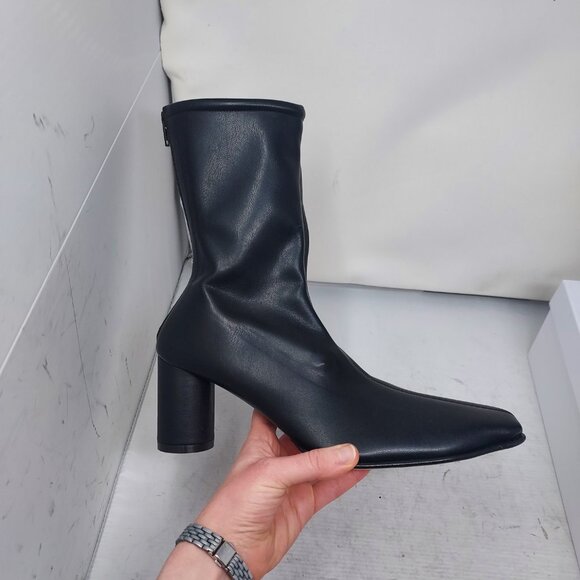 MM6 Maison Margiela Black Trunk Leather Boot - Picture 4 of 11